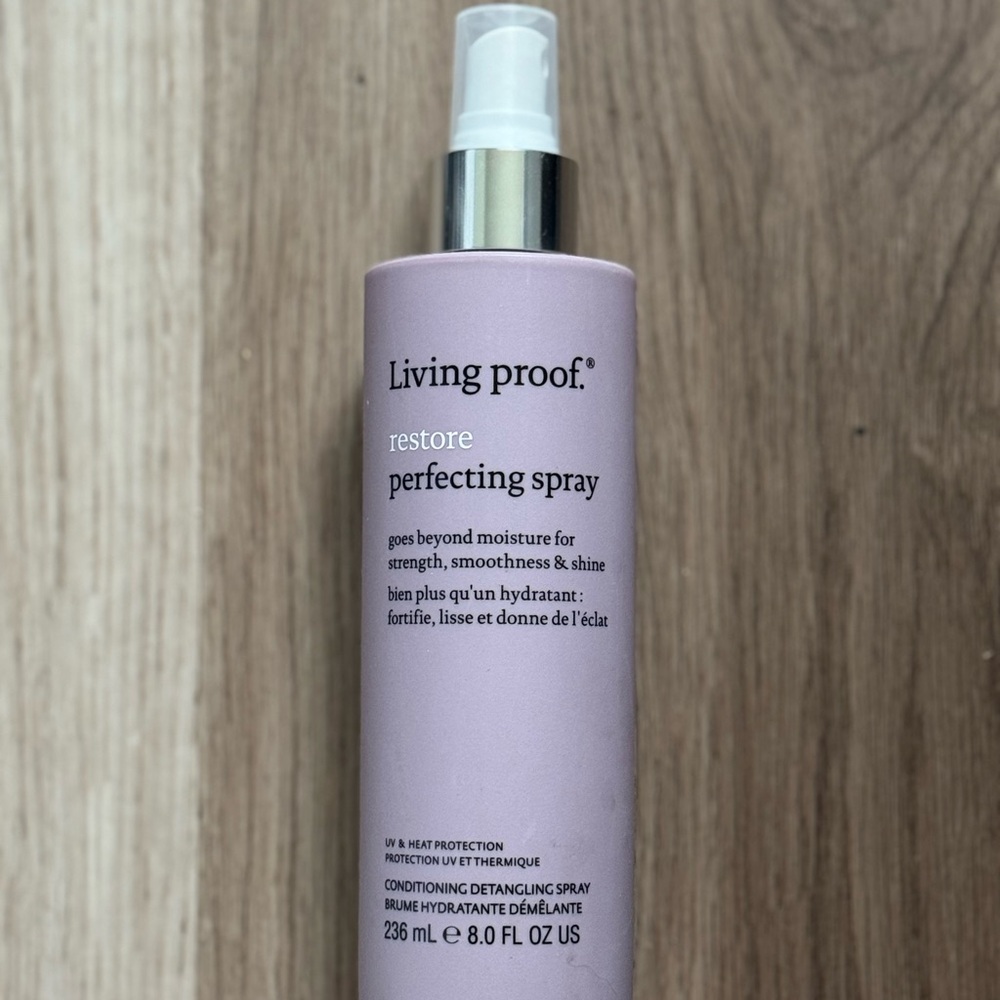Living Proof Restore Perfecting Spray - Purple